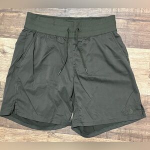The North Face Women's Olive Shorts Size S